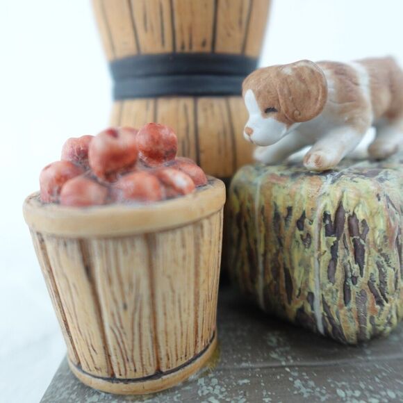 Cute Cats! Porcelain Sculpture Collection Hide & Seek The Danbury Mint - Picture 6 of 9